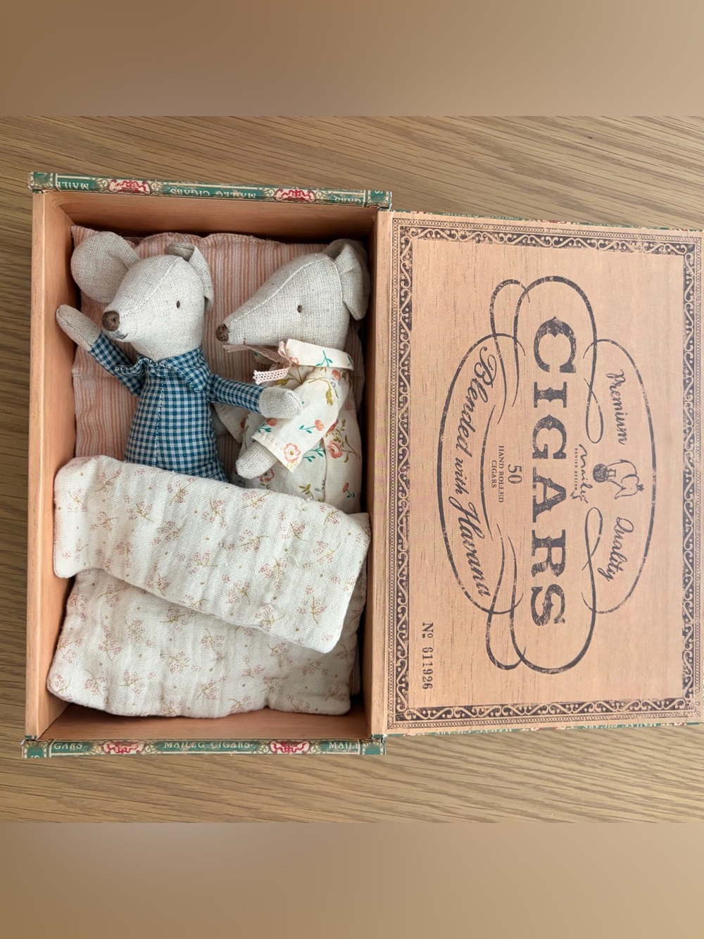 Maileg Grandma & Grandpa Mice Cigar Box Bed Complete Set